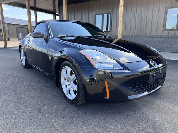 2005 Nissan 350Z 6 Speed Manual, sold