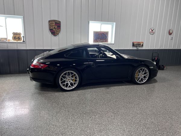 2005 Porsche 911, sold