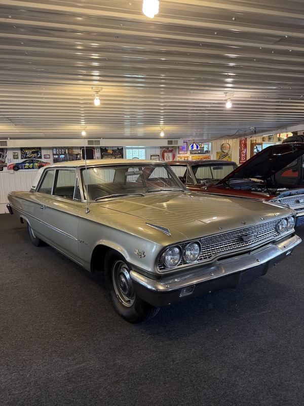 1963 Ford Galaxie