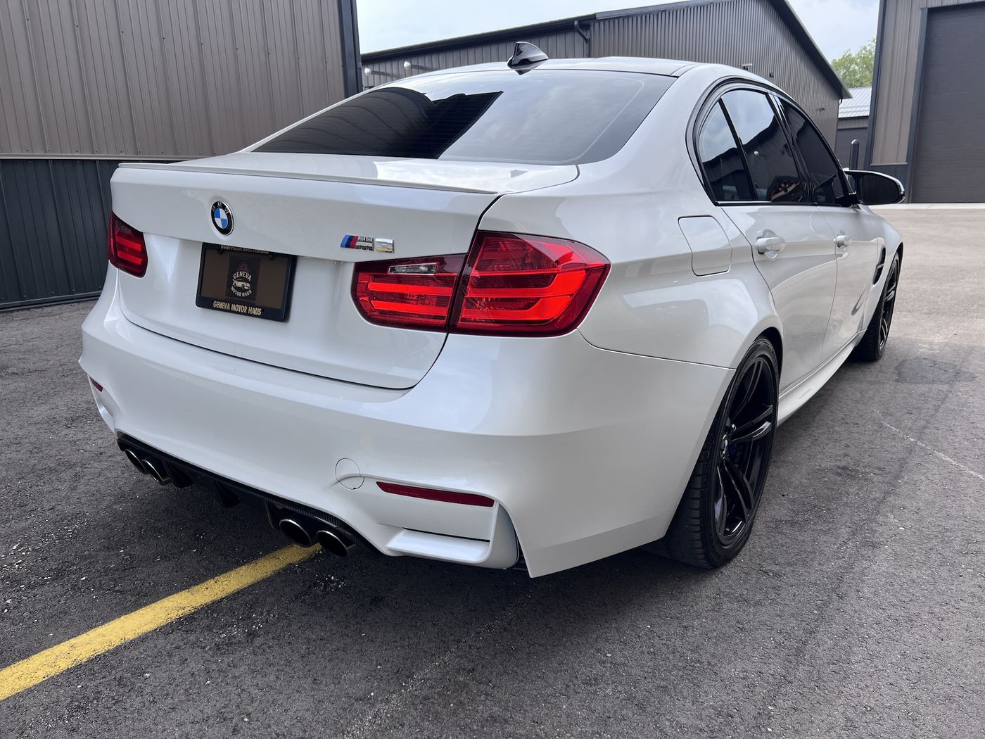 2015 BMW M3, photograph 6 of 12