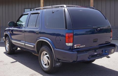 2001 Chevrolet Blazer, photograph 4