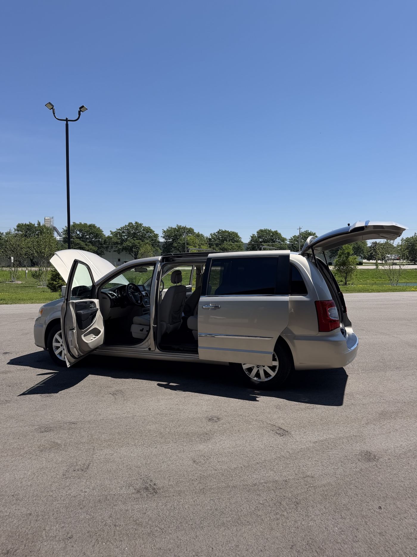 2012 Chrysler Town & Country Touring-L, photograph 3 of 12