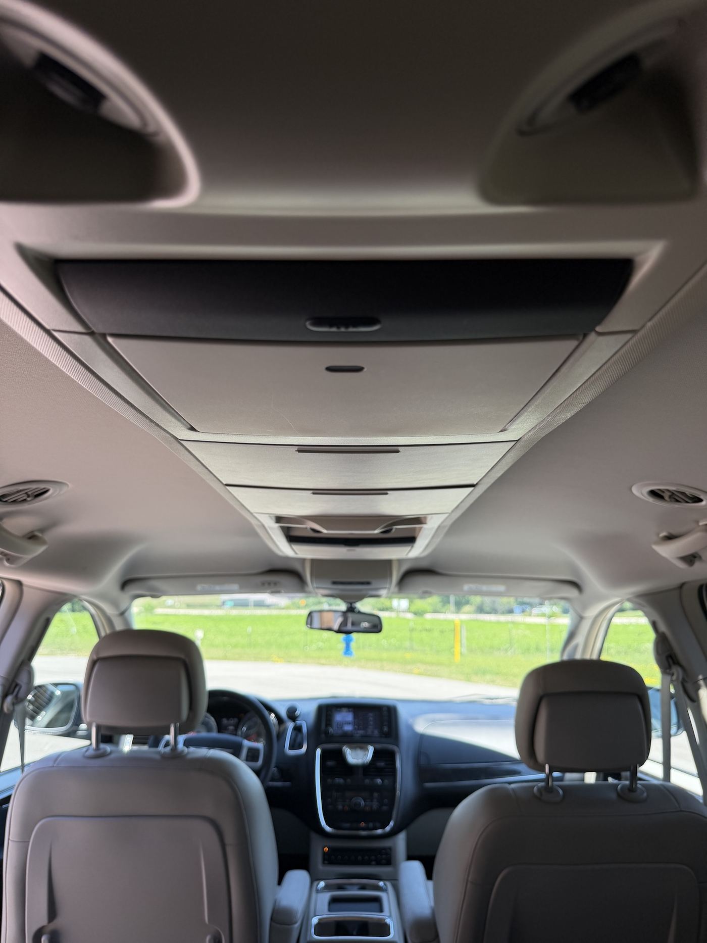 2012 Chrysler Town & Country Touring-L, photograph 8 of 12
