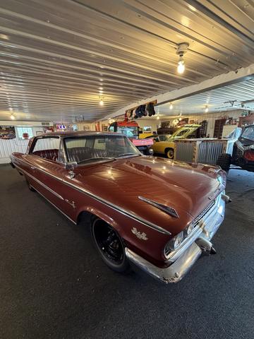 1963 Ford Galaxie 500 XL Hardtop, photograph 4