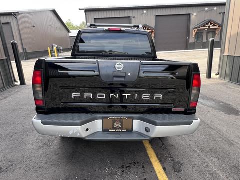 2003 Nissan Frontier SVE Supercharged, photograph 5