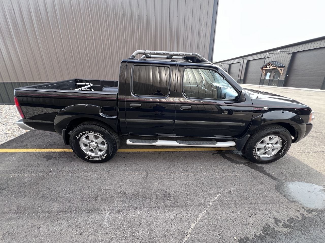 2003 Nissan Frontier SVE Supercharged, photograph 8 of 12