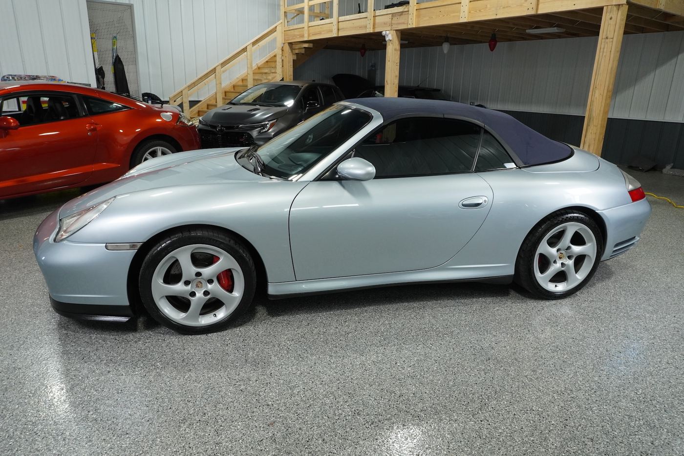 2004 Porsche 911 C4S Cabriolet, photograph 4 of 12