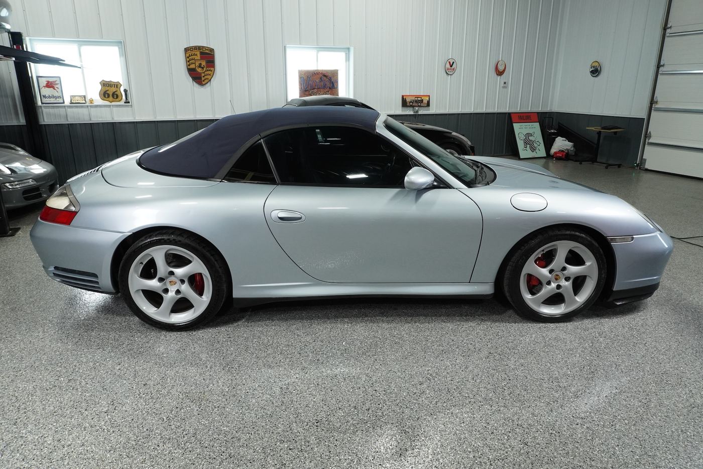 2004 Porsche 911 C4S Cabriolet, photograph 12 of 12