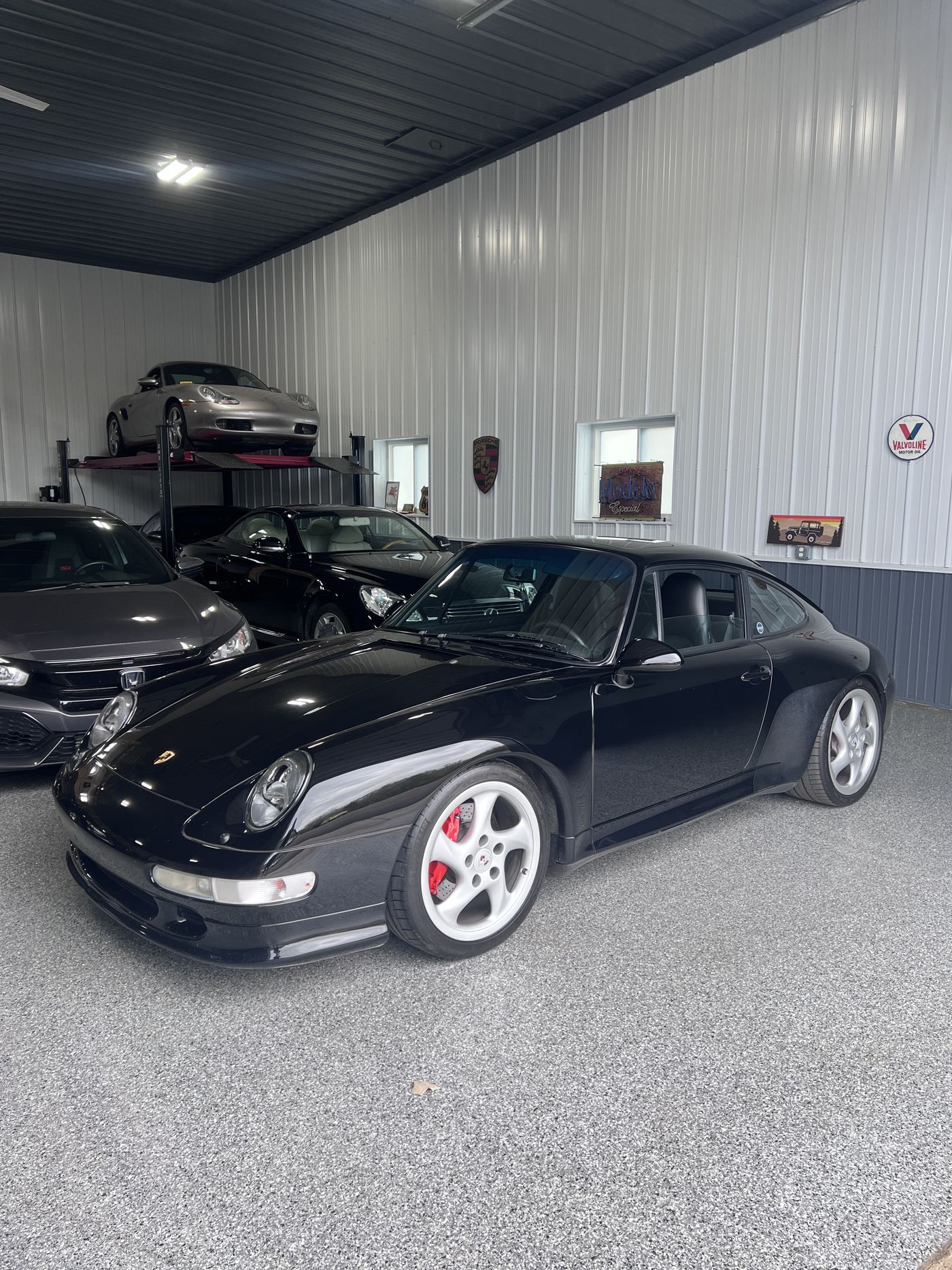 1997 Porsche 911 Carrera 4S 6-Speed, photograph 3 of 8