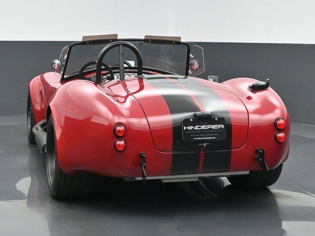 Photograph 3: rear three-quarter